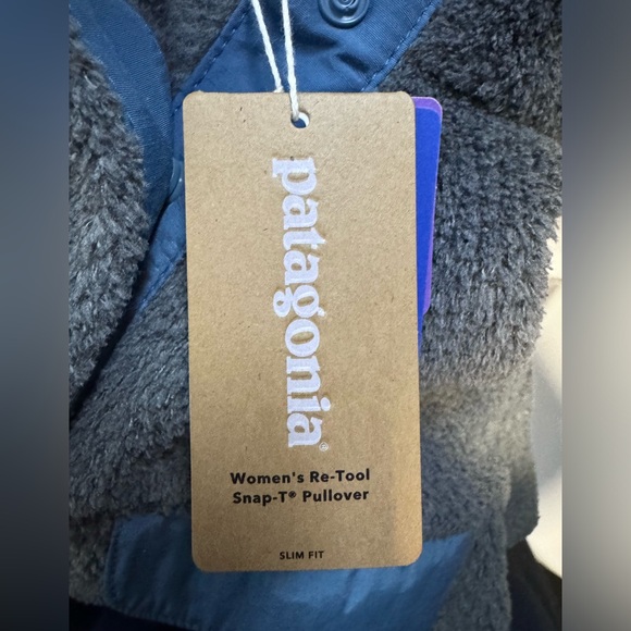 Patagonia Women's Re-Tool Snap-T Top - Picture 5 of 5